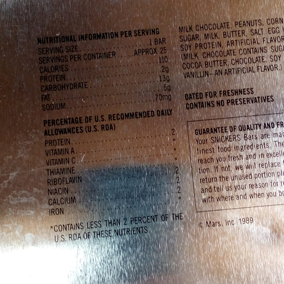 1990 Snickers Boom Box Tin - Picture 7 of 12